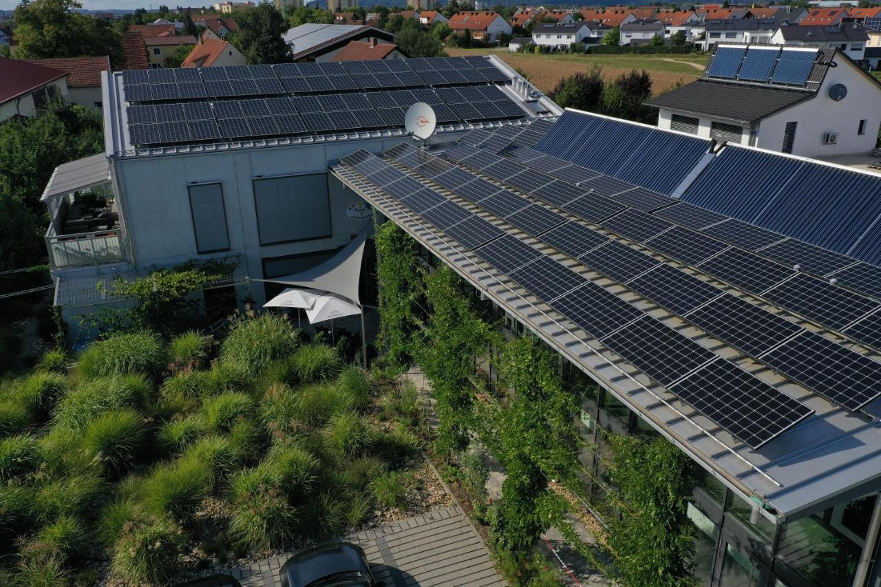 Hotel7Continents Neutraubling Exterior photo